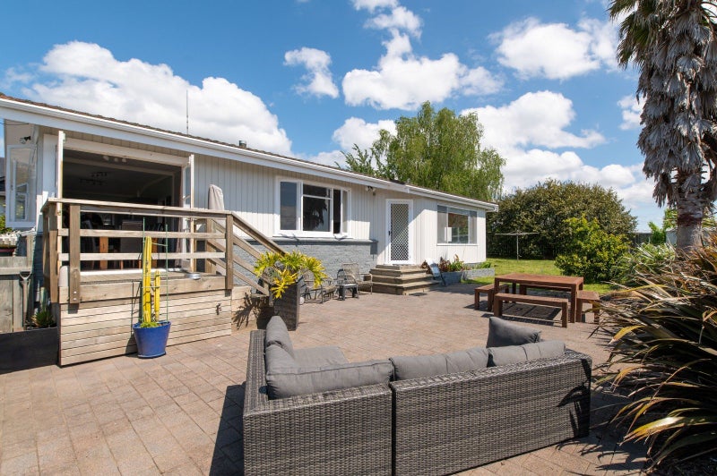 19 Coulter Road, Owhata, Rotorua - Carousel 1