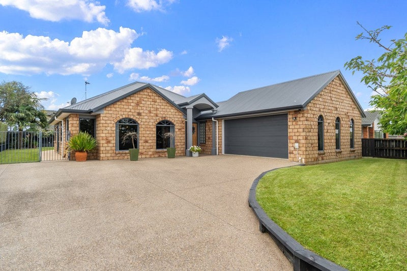 110 Ayrshire Drive, Grandview Heights, Hamilton - Carousel 1