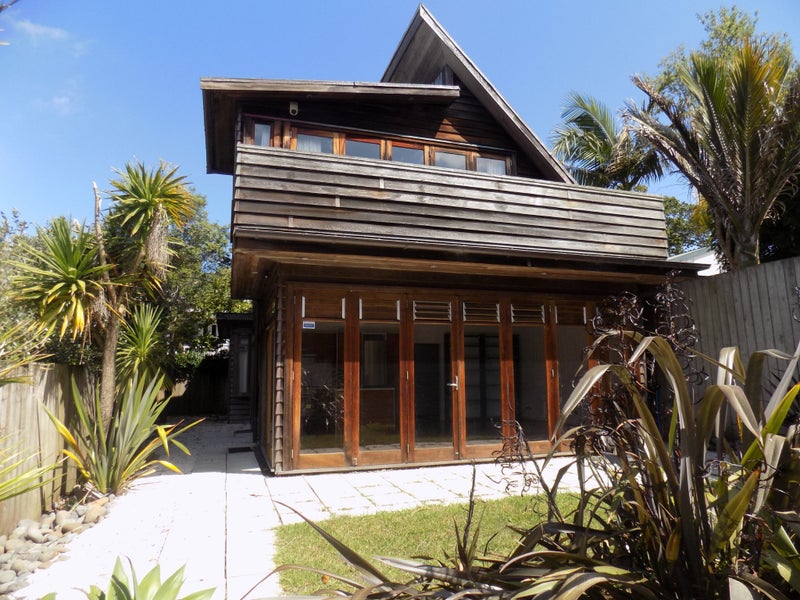 37A Anglesea Street, Freemans Bay, Auckland - Carousel 1
