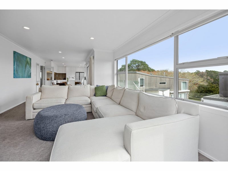 54 Aberdeen Road, Campbells Bay, Auckland - Carousel 1