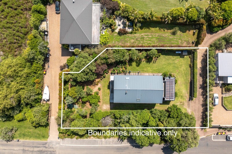 6 Third Avenue, Onetangi, Waiheke Island - Carousel 20