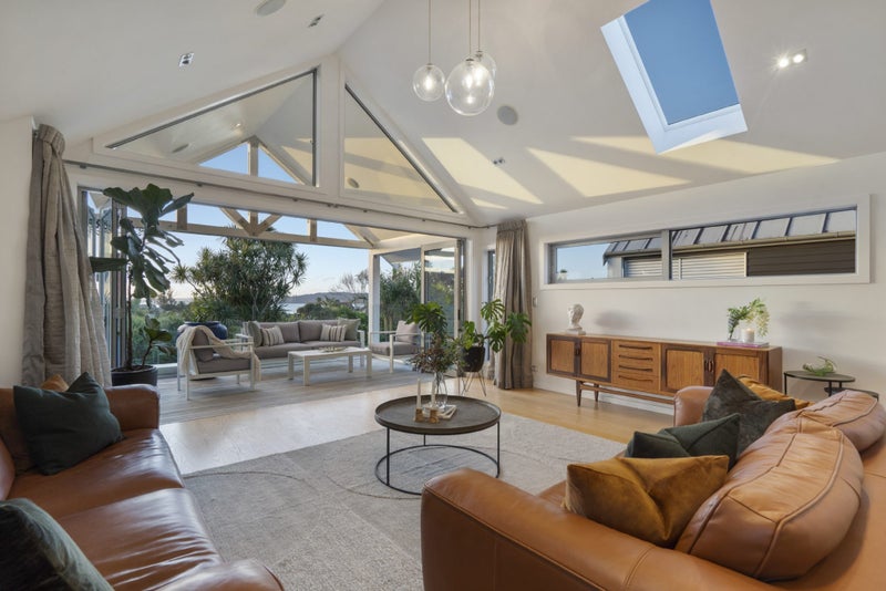 17 Lemington Road, Westmere, Auckland - Carousel 2