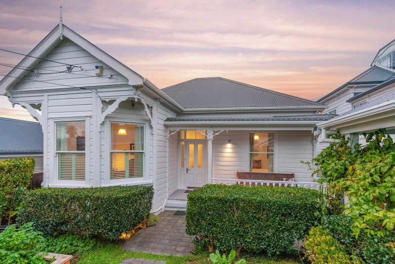 15 Grosvenor Street, Grey Lynn, Auckland - Carousel 1