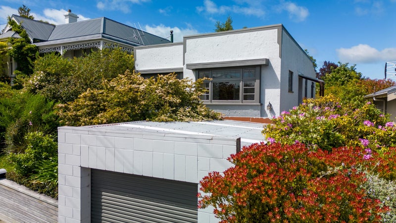 15 Mataora Road, Kenmure, Dunedin - Carousel 1