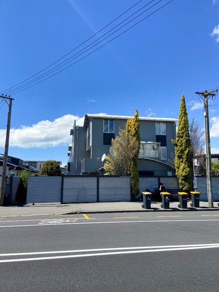 1/272 Stanmore Road, Richmond, Christchurch - Carousel 1