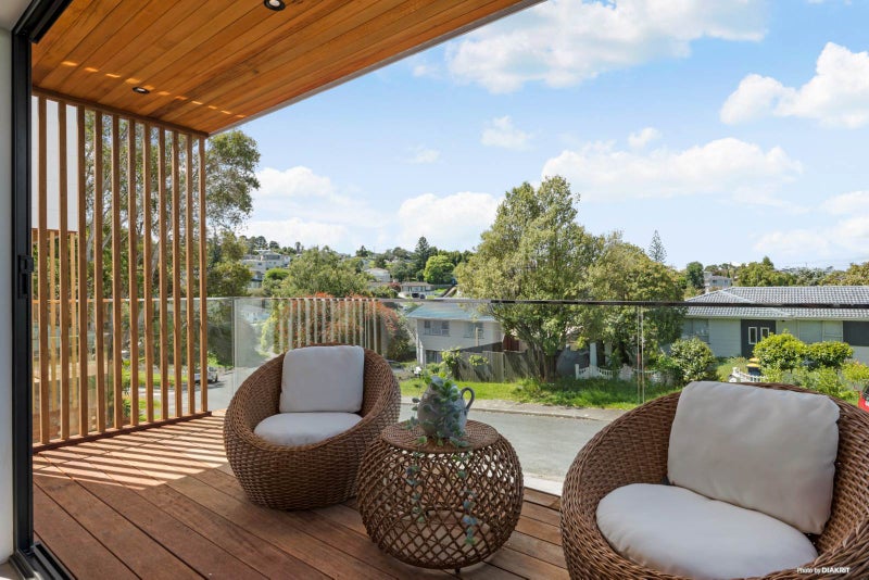 6B Aralia Road, Sunnynook, Auckland - Carousel 2