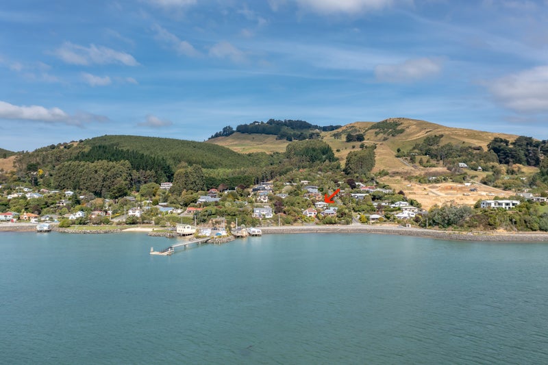 1 Waikana Street, Broad Bay, Dunedin - Carousel 1