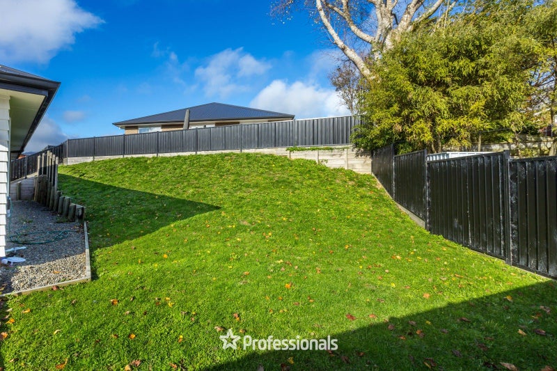 3 Nikau Lane, Timberlea, Upper Hutt - Carousel 26