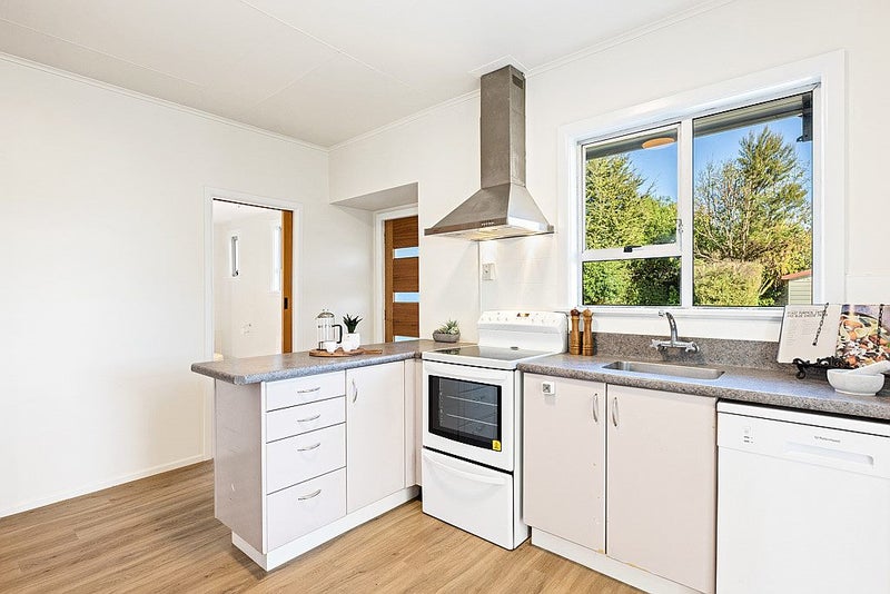 7 Kevin Street, Hoon Hay, Christchurch - Carousel 2