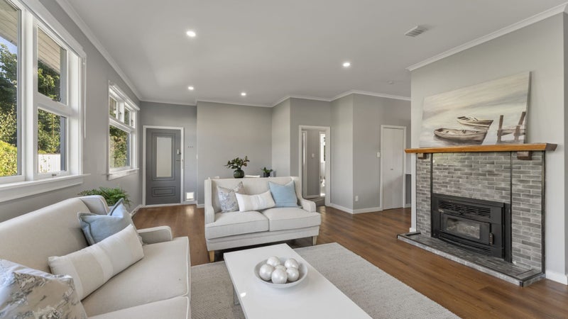 100 Retreat Road, Avonside, Christchurch - Carousel 1