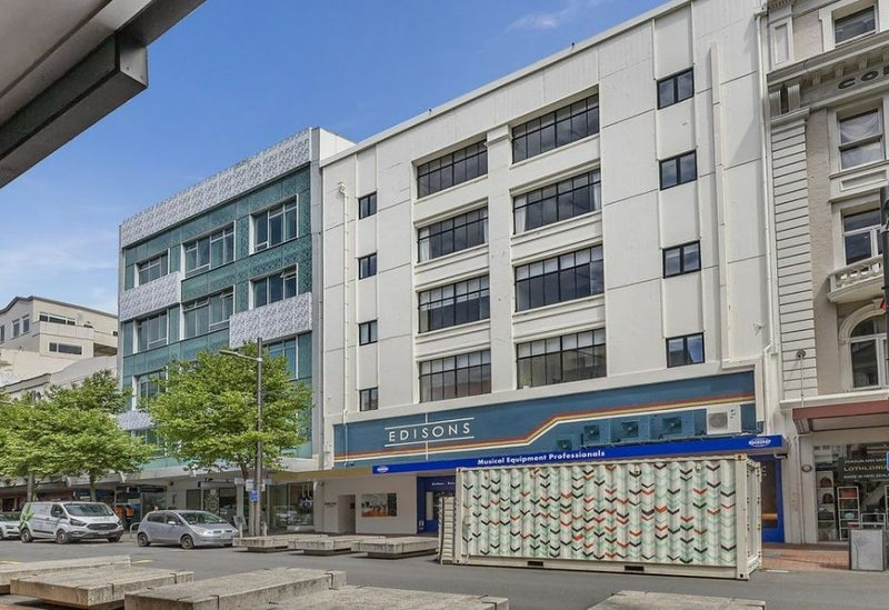 1A/40 Cuba Street, Te Aro, Wellington - Carousel 1