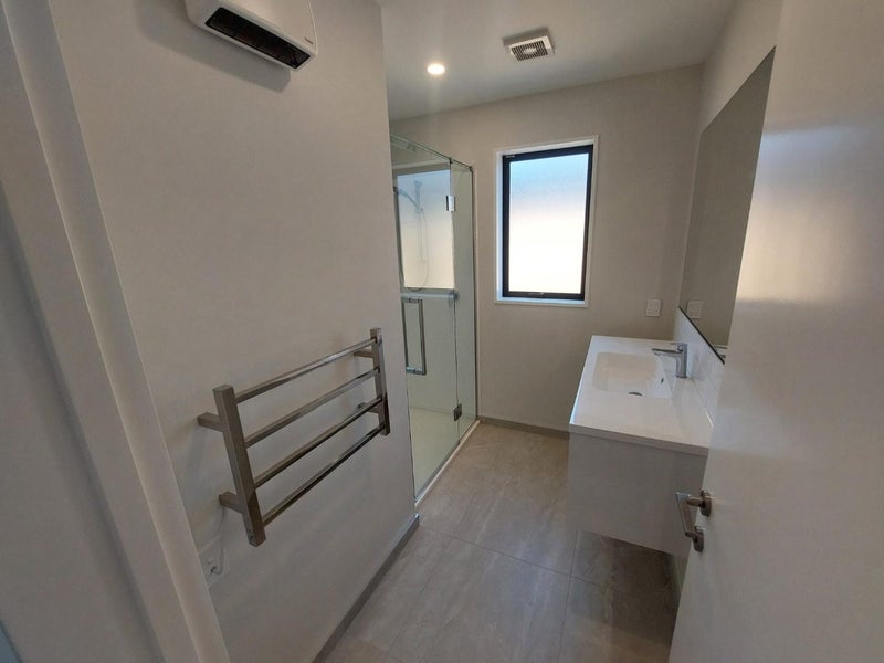 3A Clontarf Lane, Belfast, Christchurch - Carousel 9