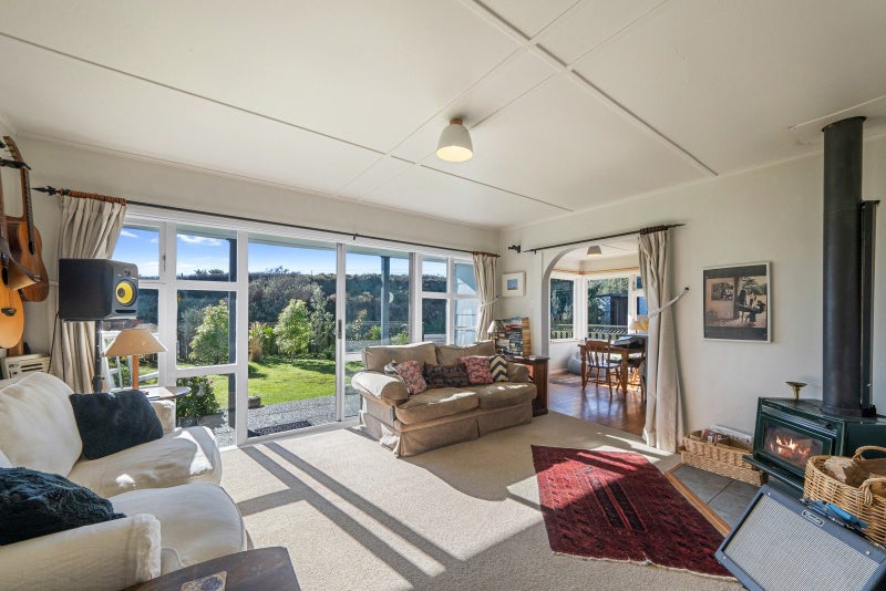 555 Waitarere Beach Road, Waitarere Beach, Levin - Carousel 2