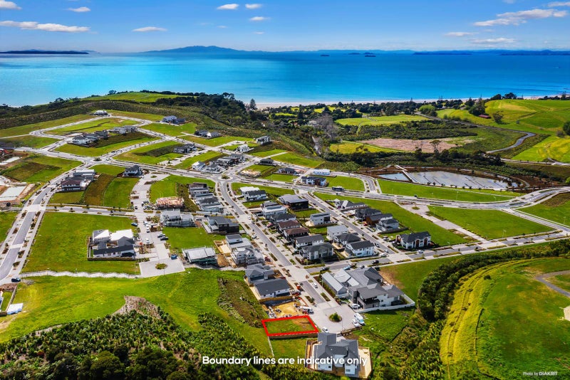 28 Tawatawa Street, Long Bay, Auckland - Carousel 1