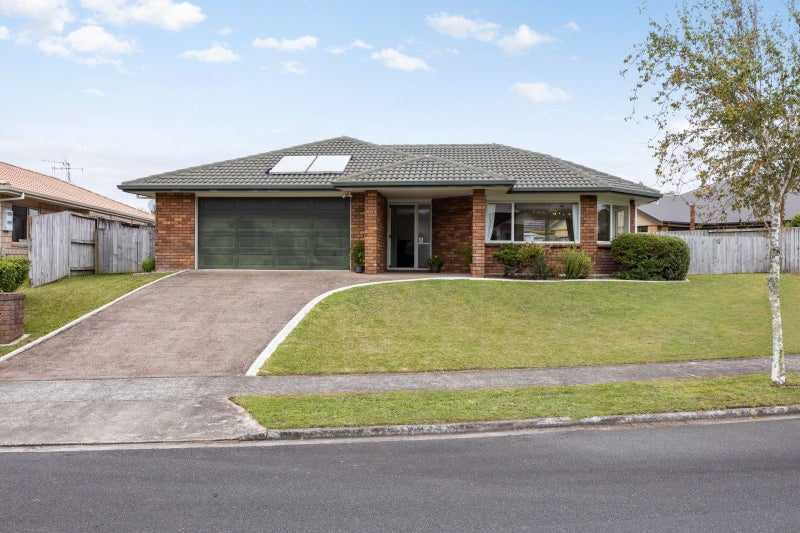 81 Wiltshire Drive, Huntington, Hamilton - Carousel 1
