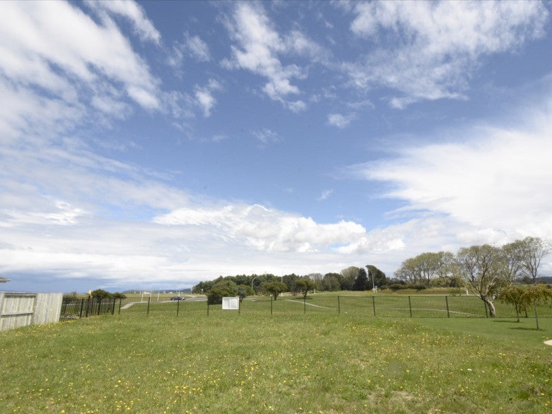 50 Huka Heights Drive, Rangatira Park, Taupo - Carousel 1