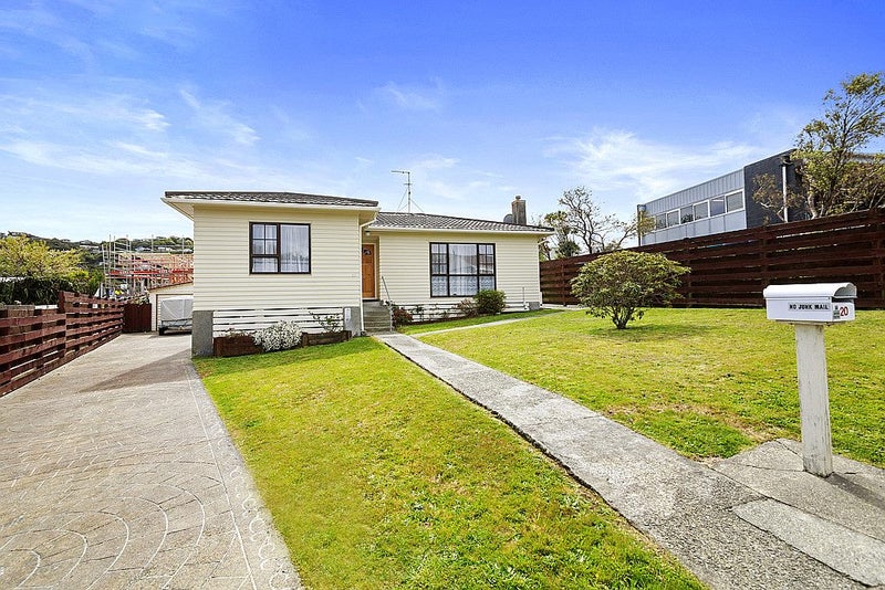 20 Barberry Grove, Maungaraki, Lower Hutt - Carousel 20