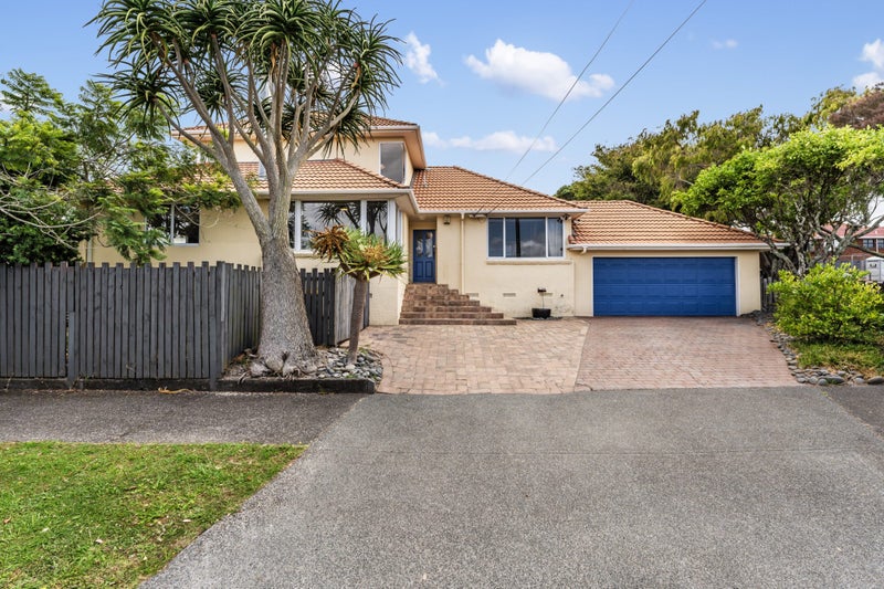 70 Kesteven Avenue, Glendowie, Auckland - Carousel 1