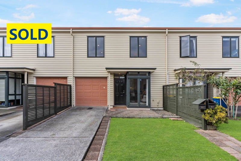 94/1 Ambrico Place, New Lynn, Auckland - Carousel 1