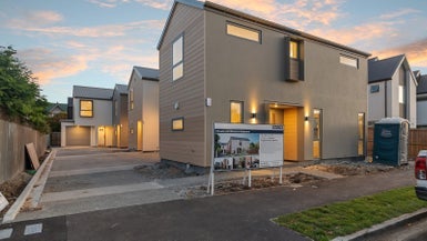 112 Edgeware Road, St Albans, Christchurch - Carousel 1