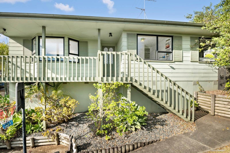 44 Meadowood Drive, Unsworth Heights, Auckland - Carousel 2