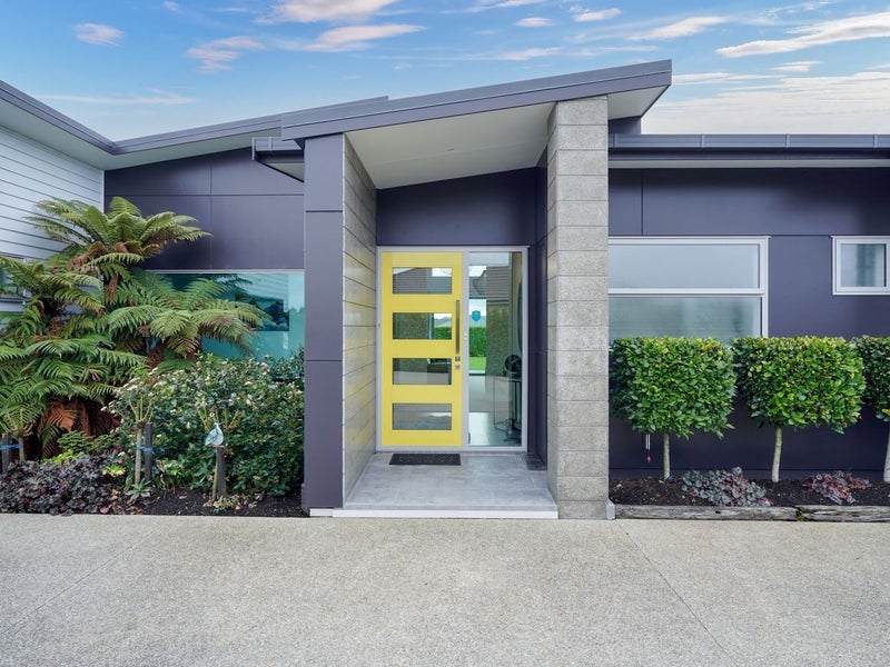 11 Majestic Chance, Seaward Bush, Invercargill - Carousel 2