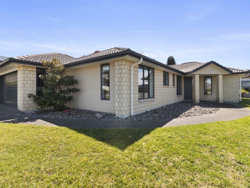 14 Valley View, Bethlehem, Tauranga - Carousel 1