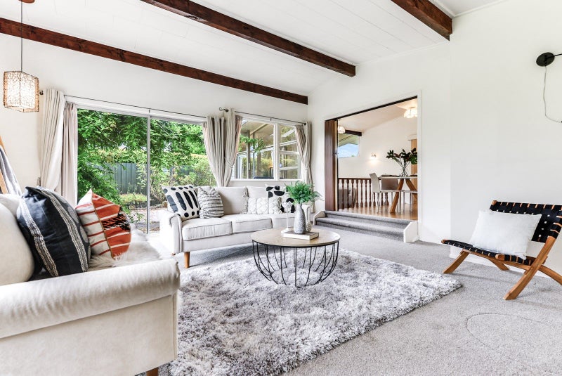 42 Fitzroy Avenue, Fitzroy, Hamilton - Carousel 1