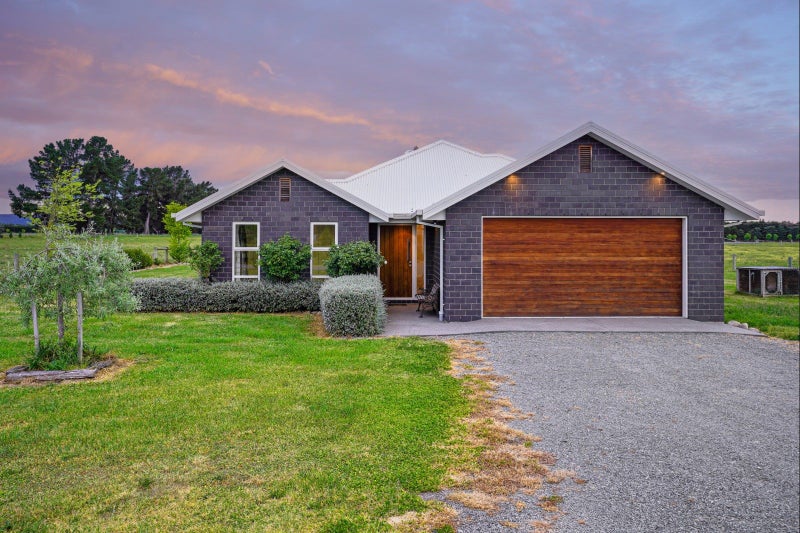 260B Foothills Road, Okuku, Rangiora - Carousel 1
