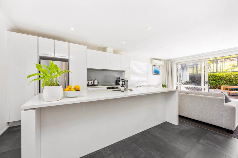 153 Barbarich Drive, Stonefields, Auckland - Carousel 2