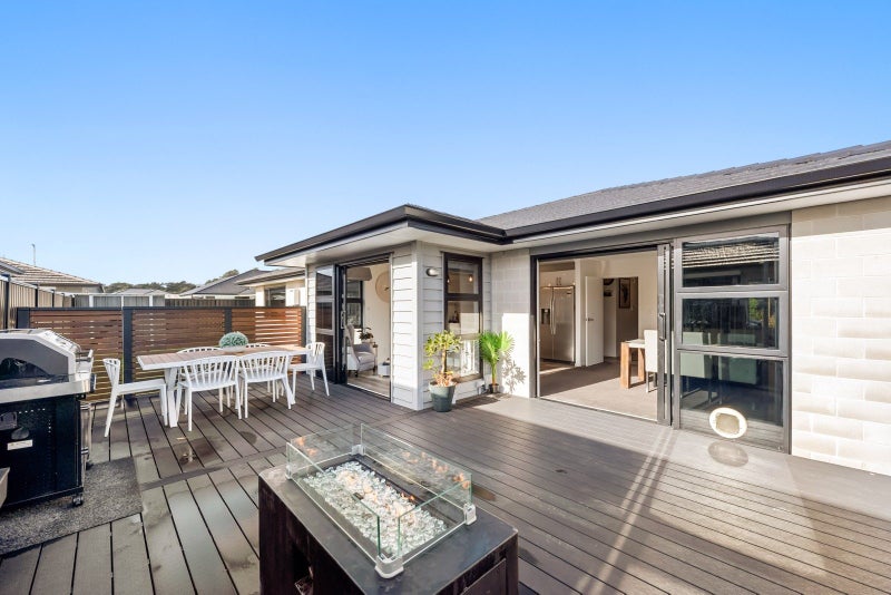 42 Buddle Road, Wallaceville, Upper Hutt - Carousel 2