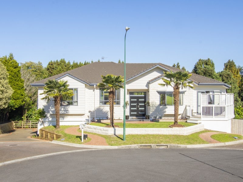 14 Guildford Place, Bethlehem, Tauranga - Carousel 1