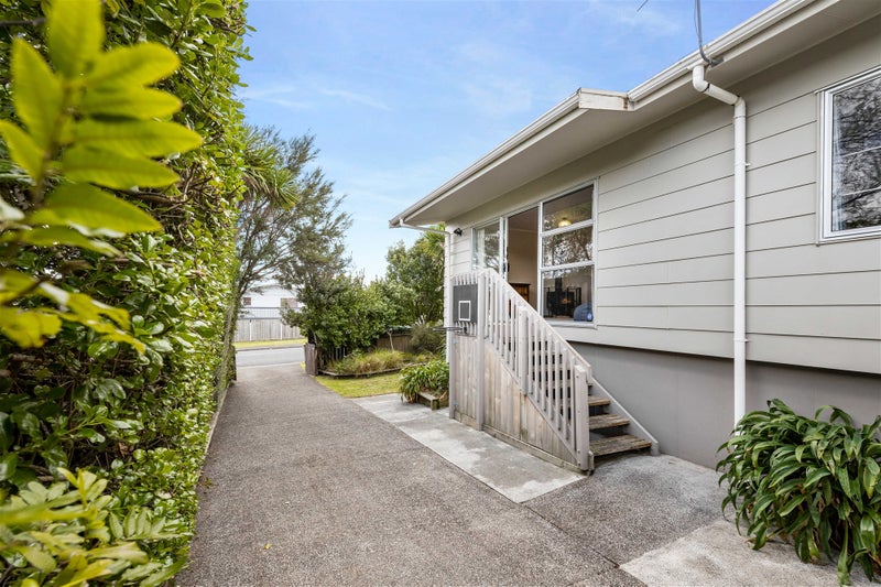 58 Hindmarsh Street, Henderson, Auckland - Carousel 16