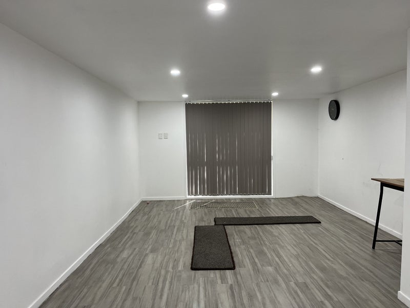 36 Laburnum Road, NEW WINDSOR, AUCKLAND - Carousel 1