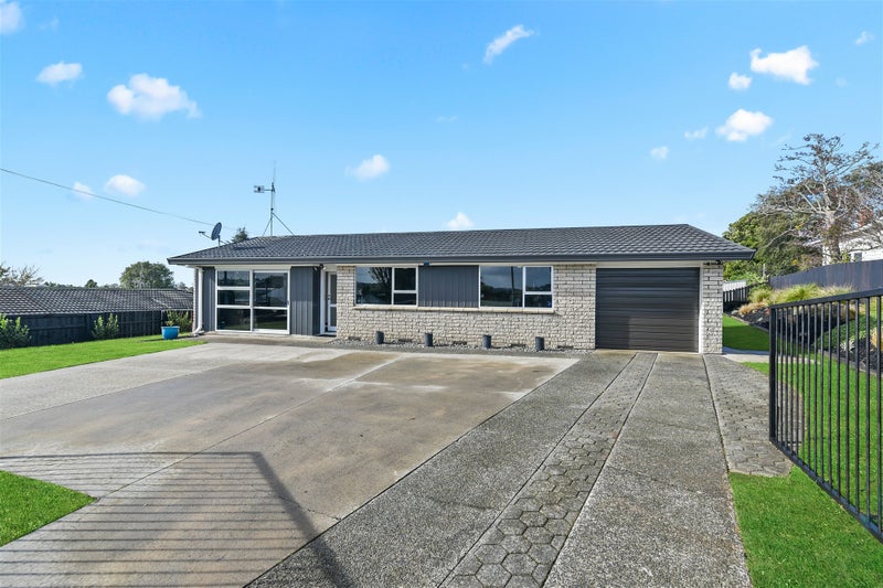 73B Tuhikaramea Road, Dinsdale, Hamilton - Carousel 1