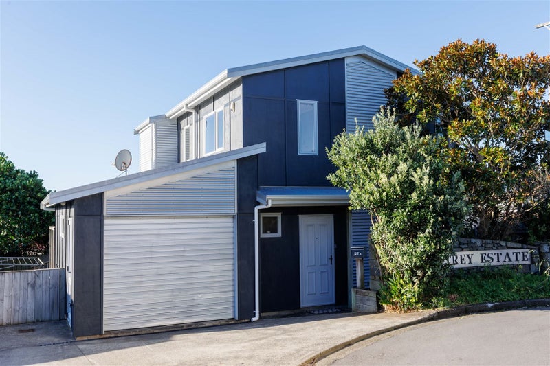 27A Hawtrey Terrace, Churton Park, Wellington - Carousel 1