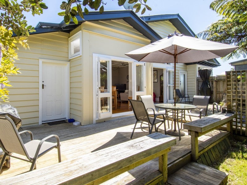 6 STANLEY STREET, Kauri Point - Carousel 21