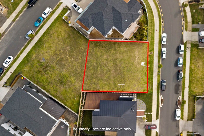 15 Colliston Rise, Pinehill, Auckland - Carousel 2