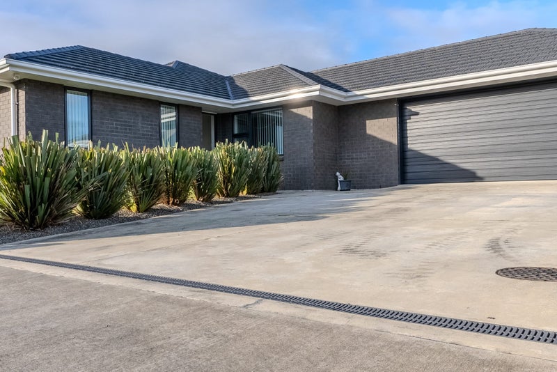 1 Monarch Drive, Ashhurst, Ashhurst - Carousel 2