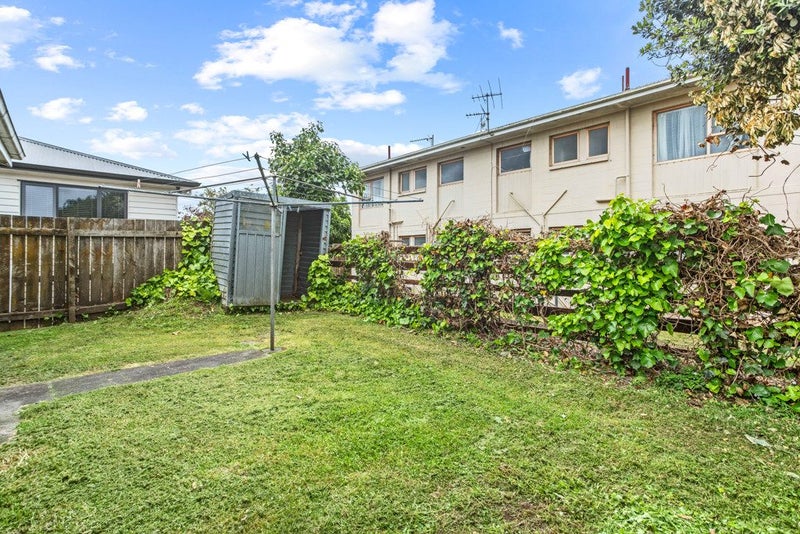 2/24 Jason Avenue, Sandringham, Auckland - Carousel 10
