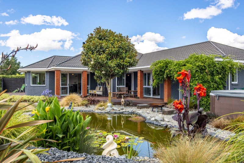 16 Piako Drive, Darfield, Darfield - Carousel 1