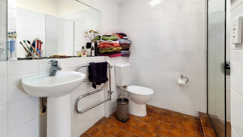 7B Austin Street, Mount Victoria, Wellington - Carousel 18