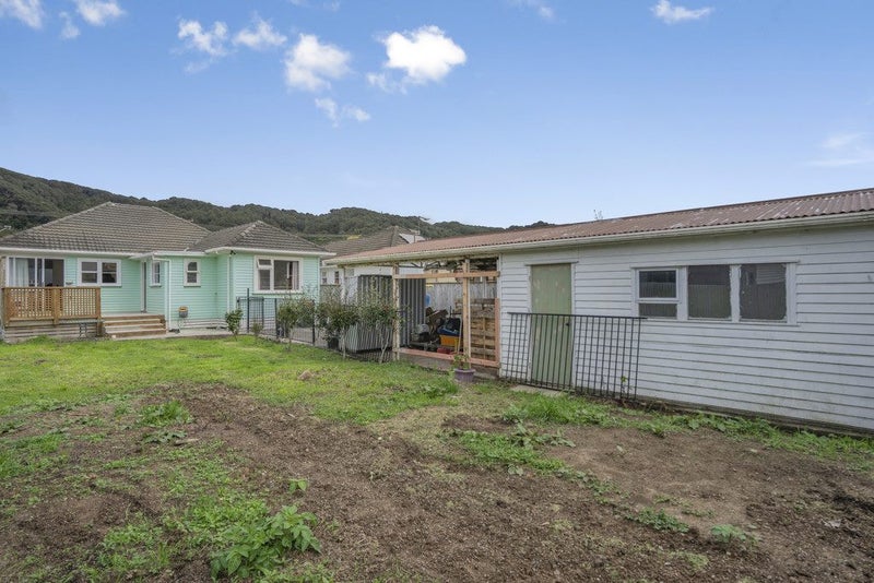 26 Totara Street, Parkway, WAINUIOMATA - Carousel 2