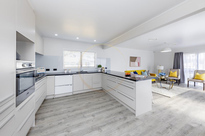 80 Everglade Drive, Goodwood Heights, Auckland - Carousel 1