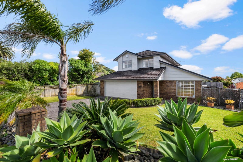 19 Nicholas Road, Somerville, Manukau - Carousel 1