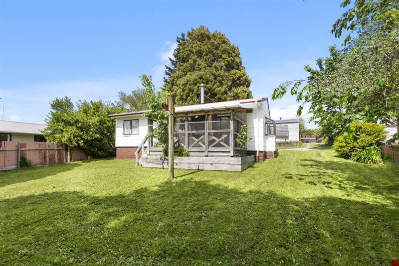 17B Brookland Road, Western Heights, Rotorua - Carousel 2