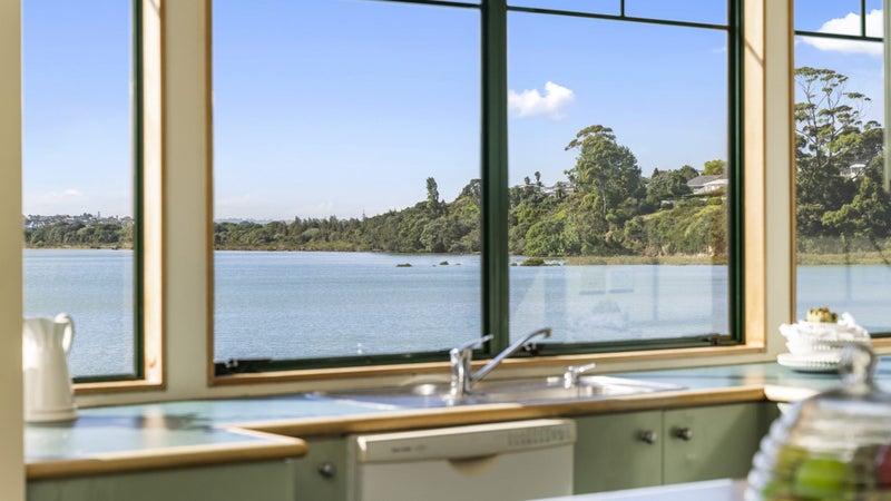 6 Glendowie Road, Glendowie, Auckland - Carousel 1