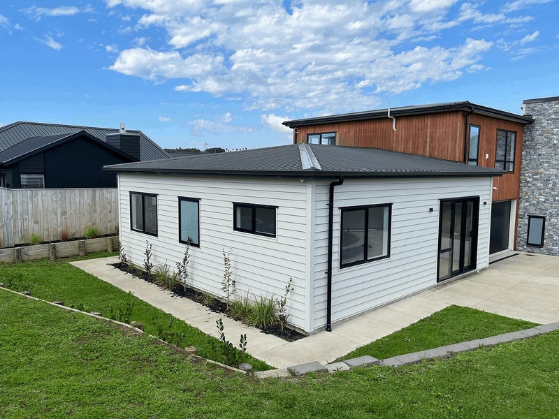 2 Whawhaki Road, Beachlands, Auckland - Carousel 2