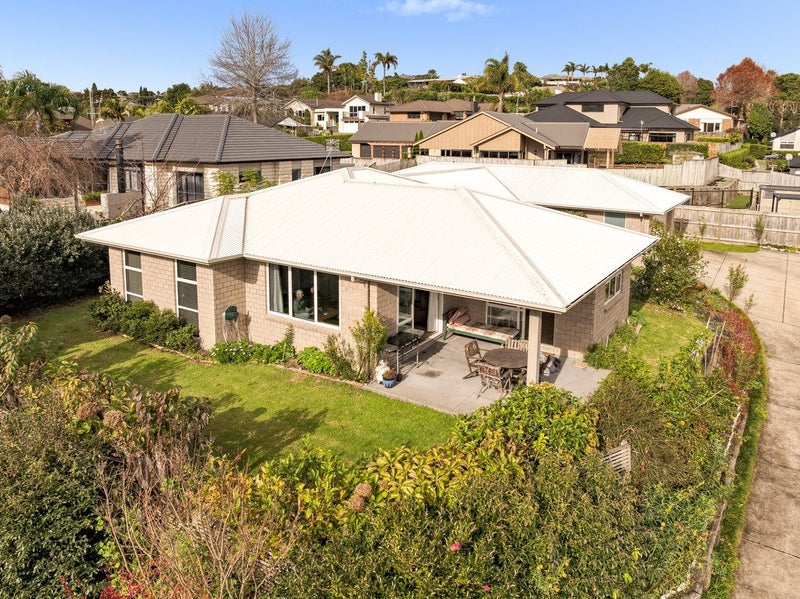 105 Rowesdale Drive, Ohauiti, Tauranga - Carousel 2