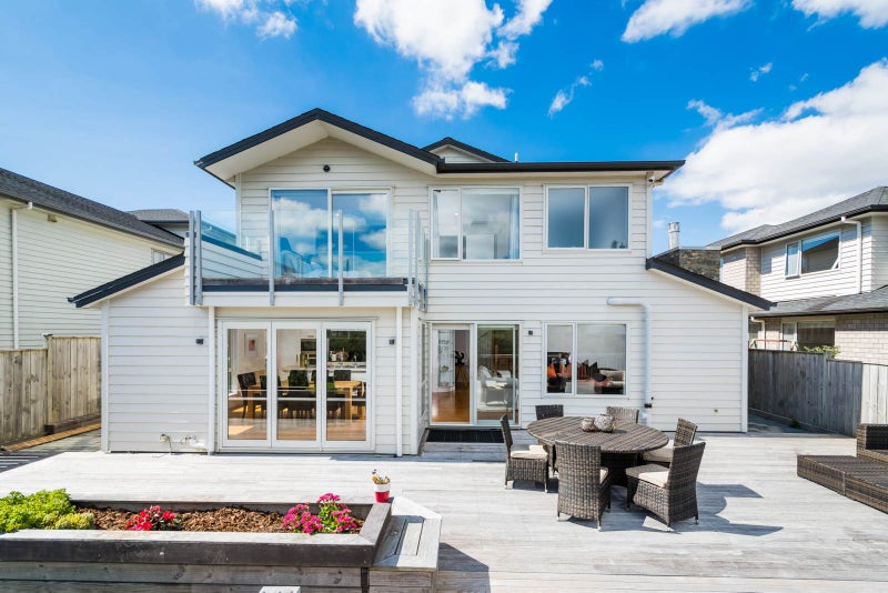 19 Ballyboe Place, Pinehill, Auckland - Carousel 2